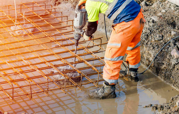 Best Concrete Driveway Installation  in Tipton, CA